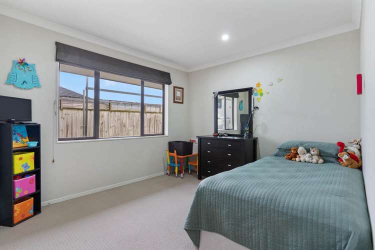 57 Lough Bourne Drive Pukekohe_23