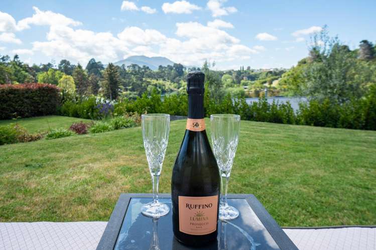 28 Hindmarsh Drive Rangatira Park_32