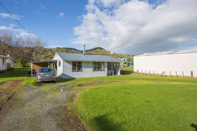 179 Newcastle Street Mahia_1