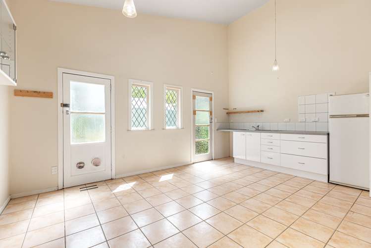 47 Hamilton Road Surfdale_15