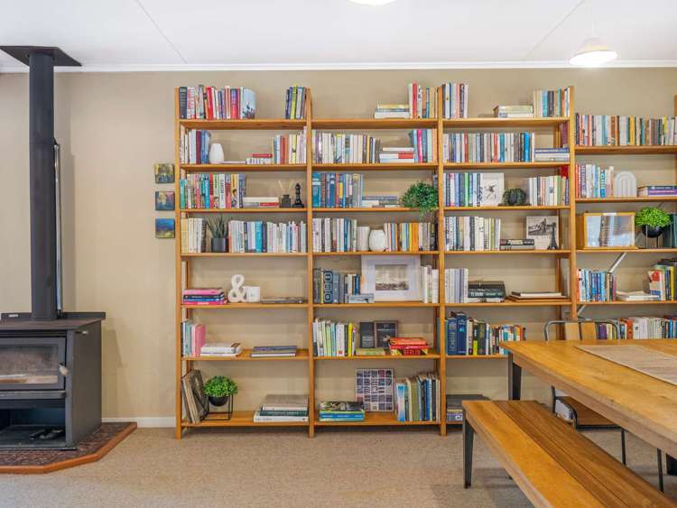 17 Godwin Crescent College Estate_5