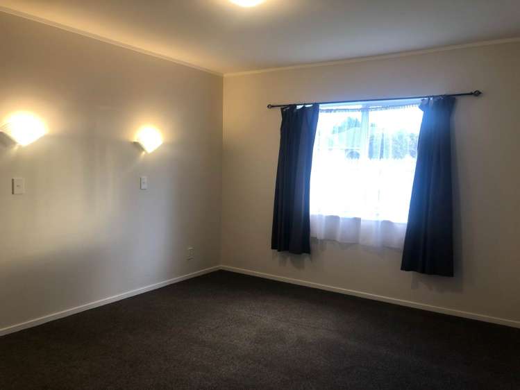 8/43 Holly Street Avondale_5