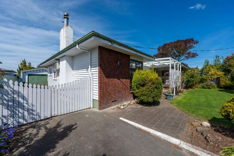 32 Harold Holt Avenue Onekawa_18