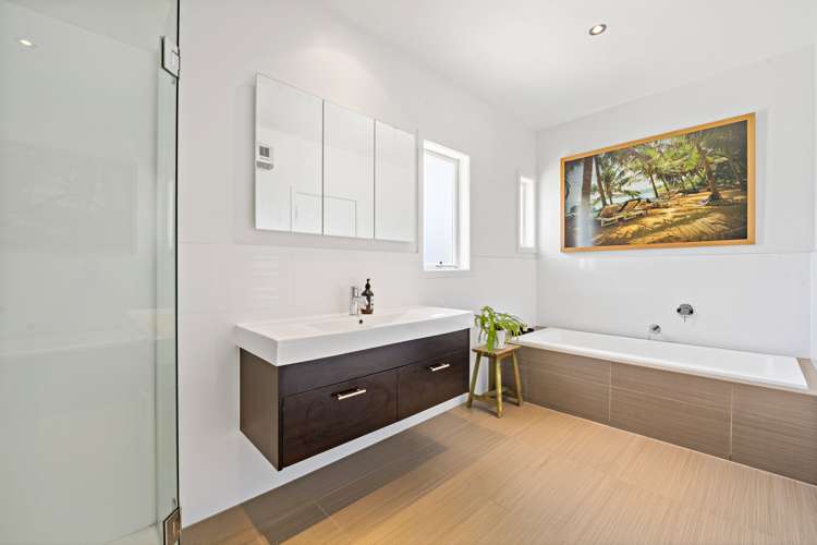 92 Abbotts Way Remuera_14