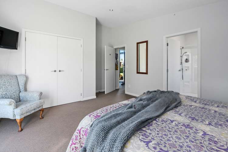 2 Seagers Close Kinloch_11