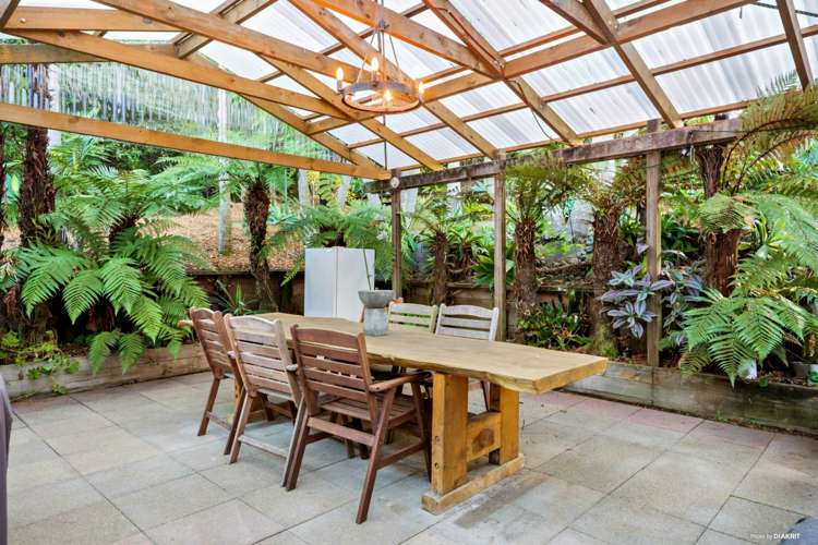 65 Whangaparaoa Road Red Beach_35