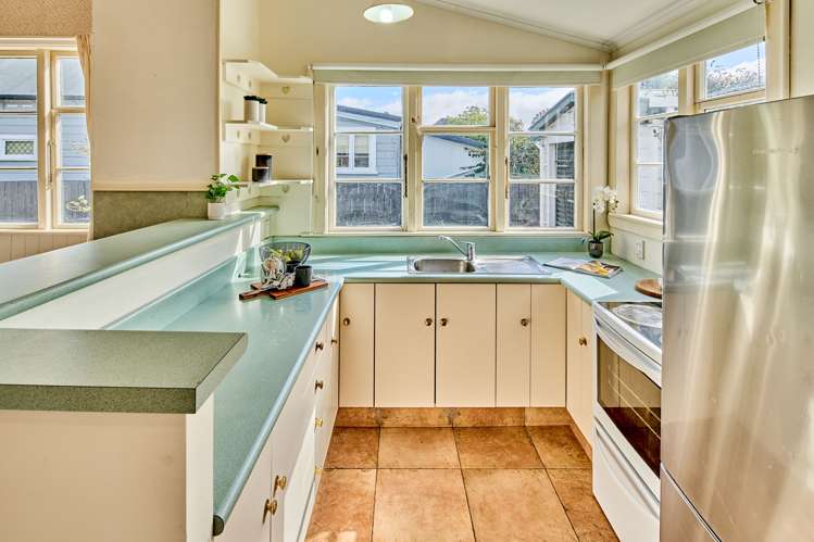 30 Whites Line West Woburn_6