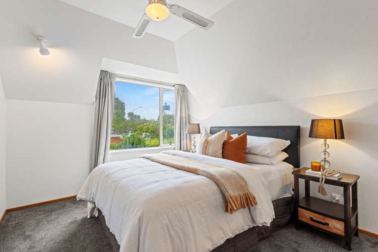 2/3 Creyke Road Fendalton_16