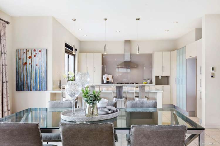 6 Aldon Lane The Gardens_5