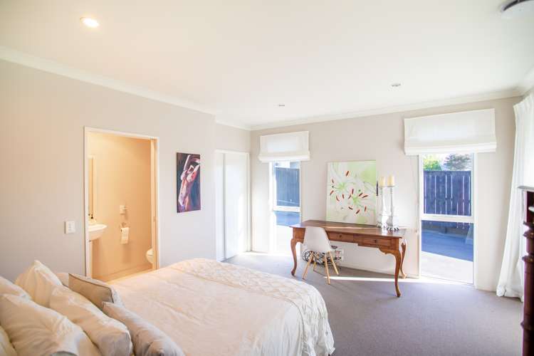 3 Romney Close Richmond_12