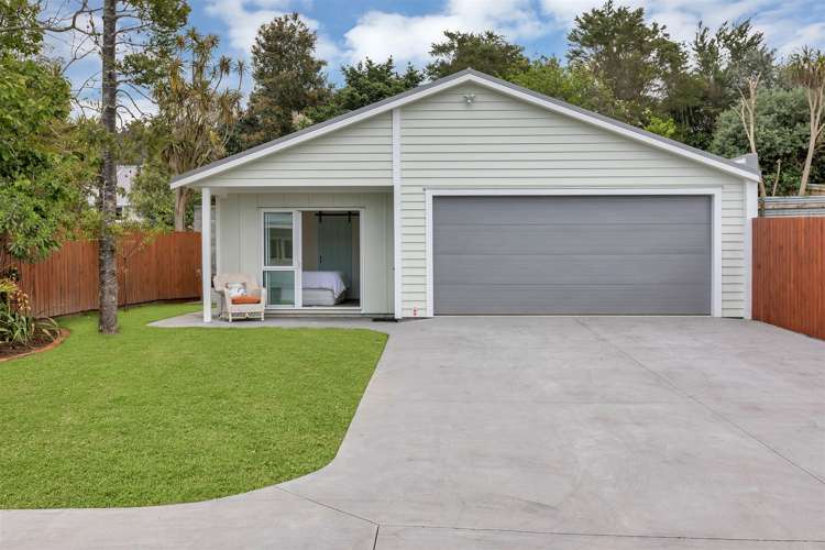 30 First Avenue Avenues_15