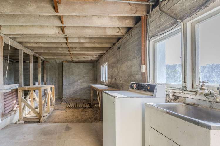 23 Riselaw Road Calton Hill_12