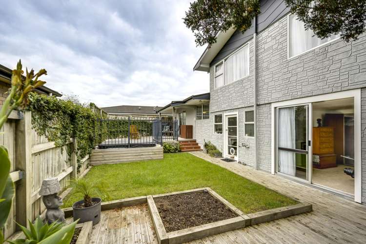 26 Surrey Street Taradale_19