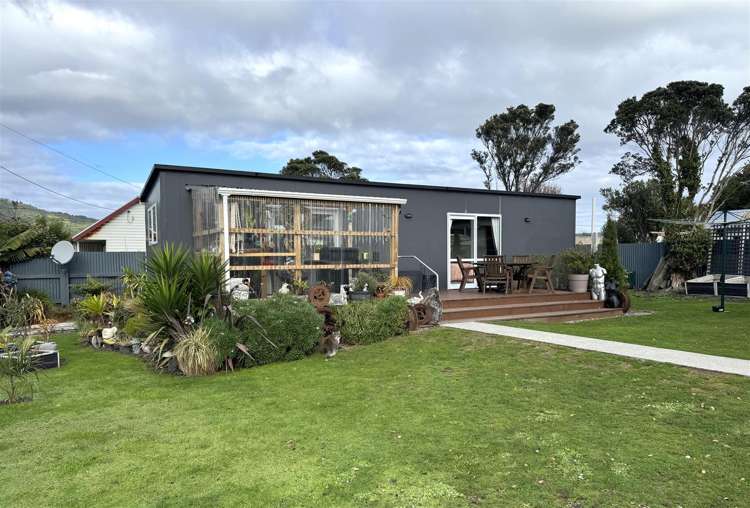 2 Coakley Street Blaketown_2