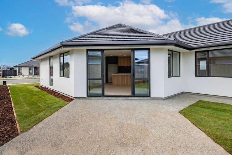 62 Woodley Road Richmond_25