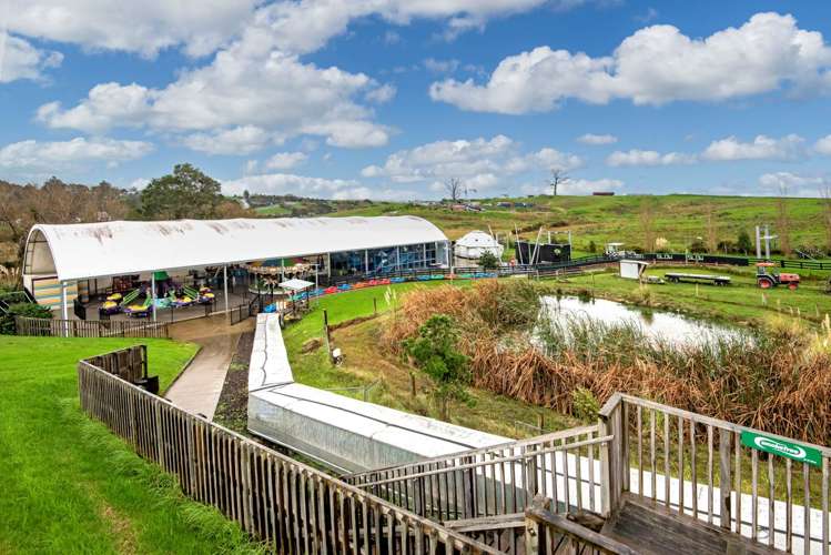 2104 East Coast Road Stillwater_13