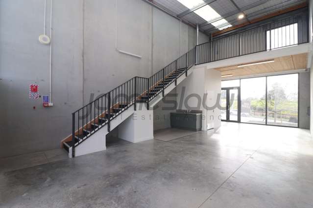 08/11 Northside Drive Westgate_4