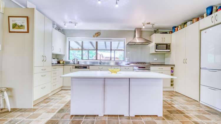 5796 State Highway 10, Kareponia Awanui_57