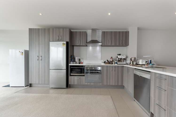 209/1 Rose Garden Lane Albany_5