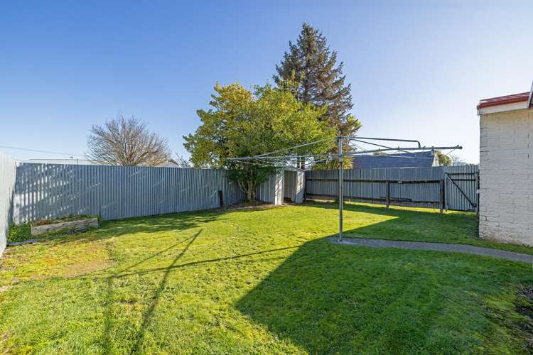 2 Leeds Place Solway_9