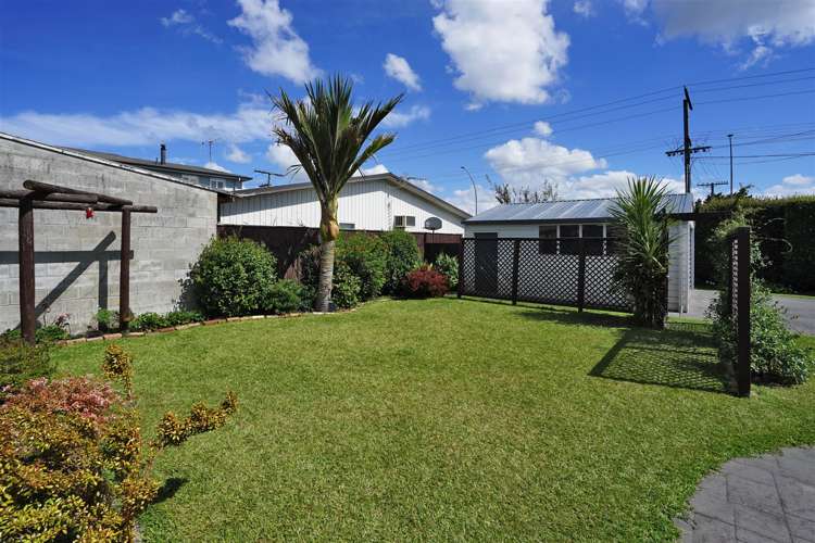 102 Comries Road Chartwell_11