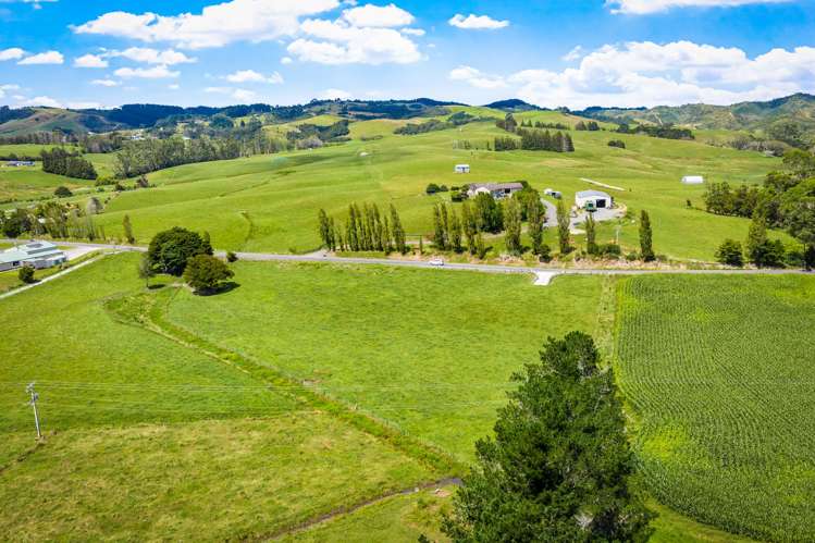 331 West Coast Road Makarau_19