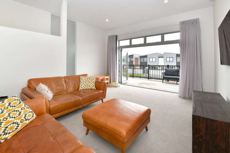 8 Watermill Lane Silverdale_10