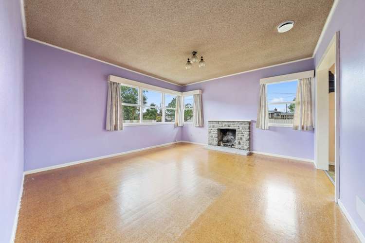 62 Clayton Avenue Otara_5