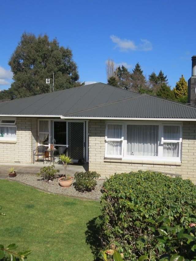 9 Churchill Street Pahiatua_1