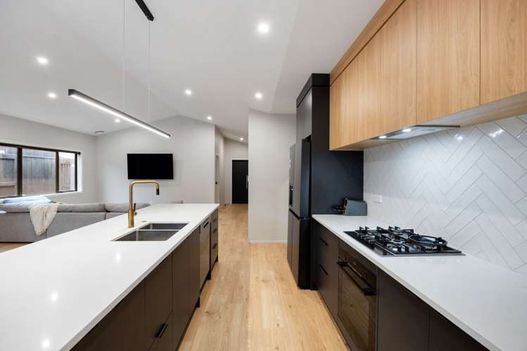 35 Earp Crescent_4