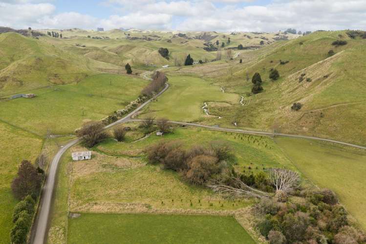 Mangoira Road Rangiwahia_16