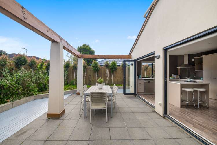 25 Erne Crescent East Tamaki_15