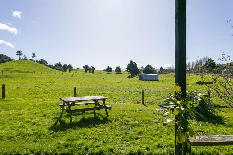 1667 Poihipi Road Oruanui_18