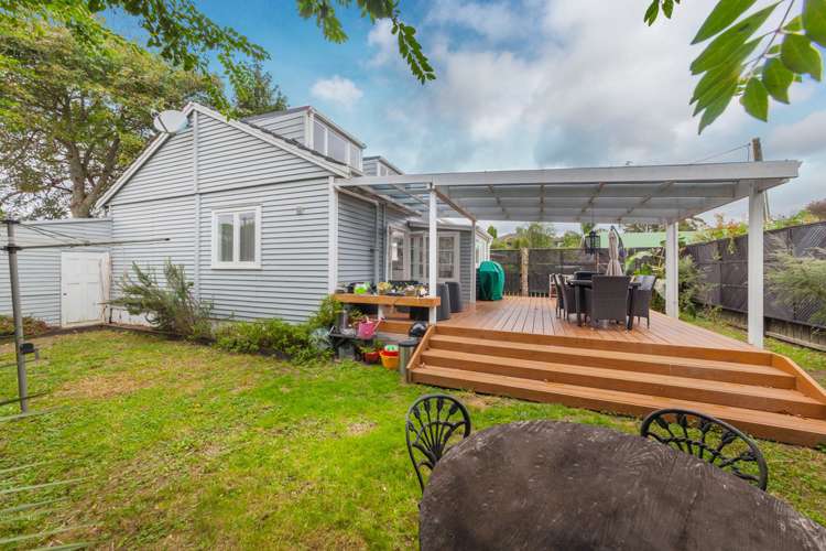 13 Forest Hill Road Henderson_16