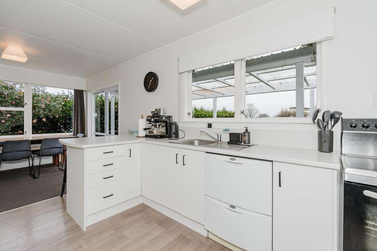 463 Kahikatea Drive_3