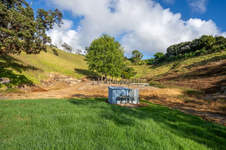 130 Whangaruru Wharf Road Russell Surrounds_19