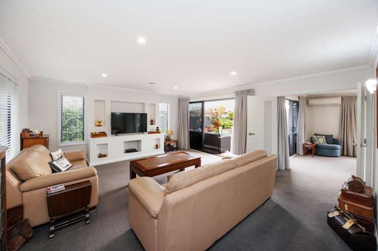 11 Majestic Way Kelvin Grove_7