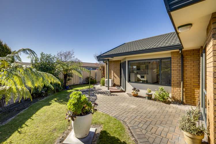 35 Beaufort Place Taradale_21