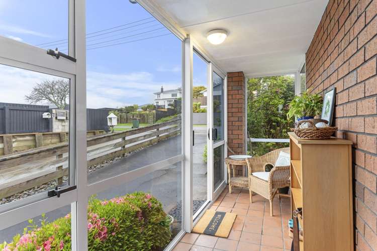 8 Burns Street Westown_6