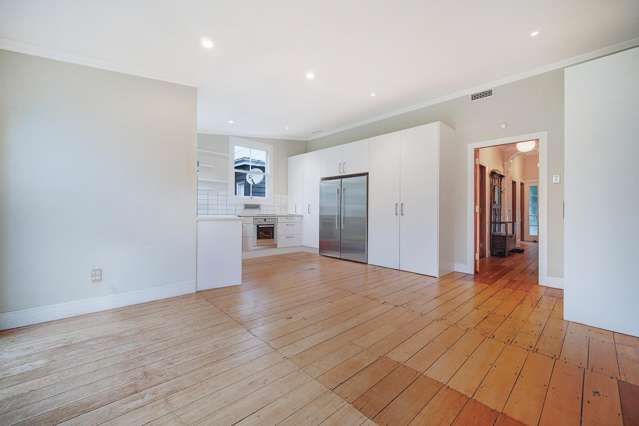 13 Essex Road 1728_3