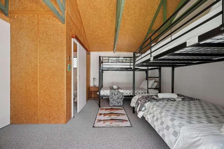 11 Te Aho Road Tongariro River_15