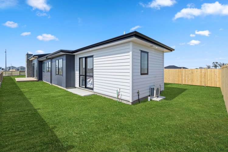 17 Korowhiti Road Clarks Beach_20