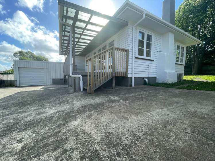 1 Shifnal Drive Randwick Park_12