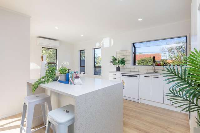 2c Kauri Glen Road Birkenhead_3