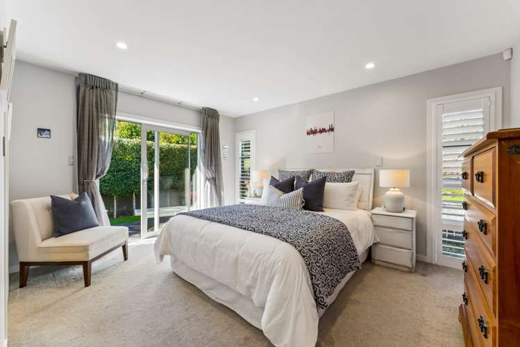 455A Beach Road Murrays Bay_10