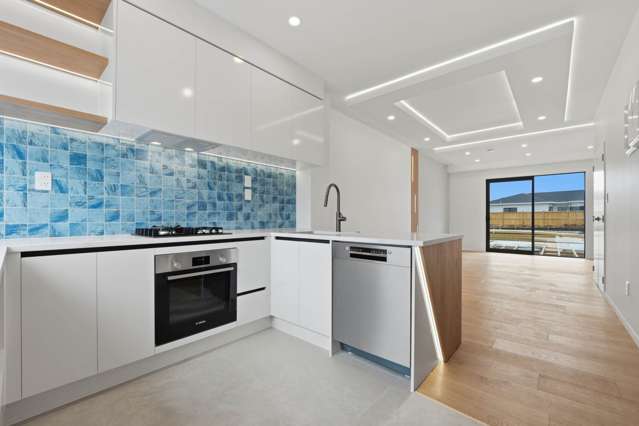 Unit 7/85 Otuwairoa Esplanade Papakura_1