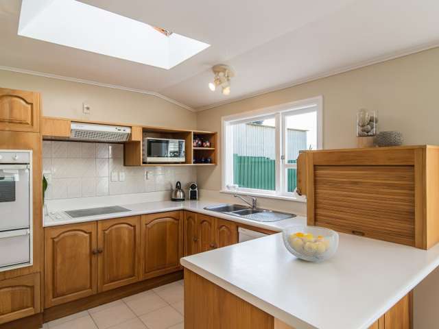 113 Queens Drive Lyall Bay_3