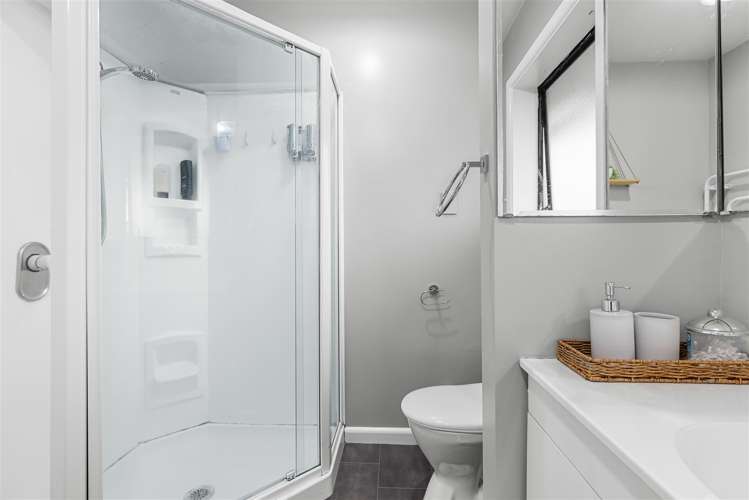 31 Oriana Crescent Hornby_13