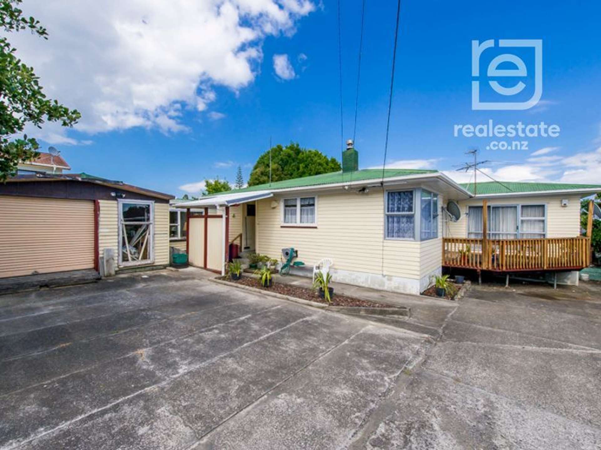 92 Te Atatu Road Te Atatu South_0