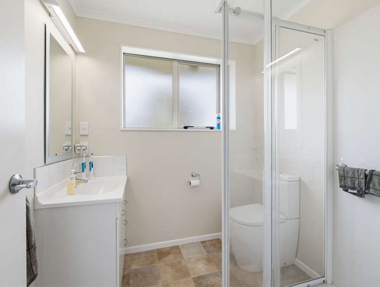 4 Brooklyn Heights Drive Kelvin Grove_18